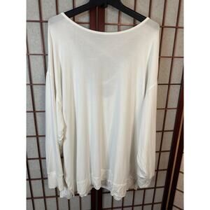 LIVI white long sleeve shirt/sweatshirt long sleeves crisscross back size 22/24